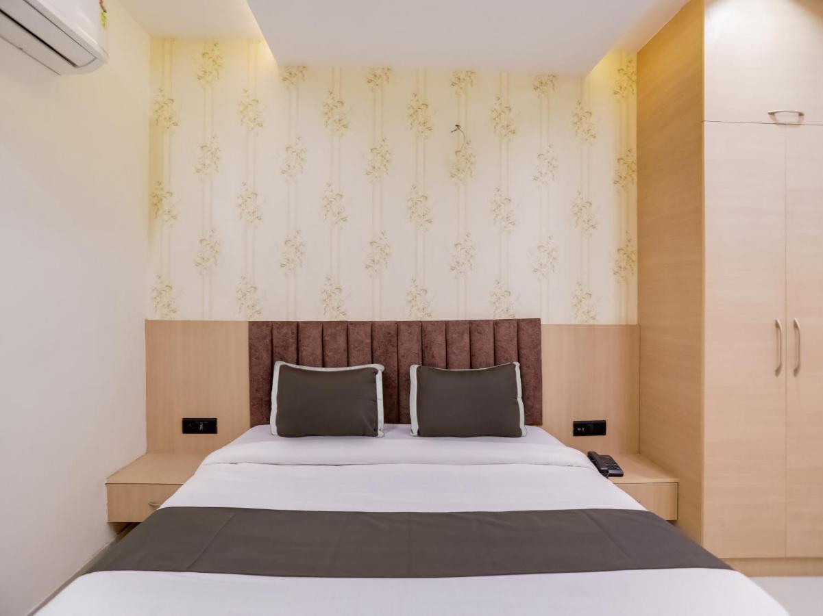 Townhouse Magnolia Corporate Stays Gurgaon Exterior photo