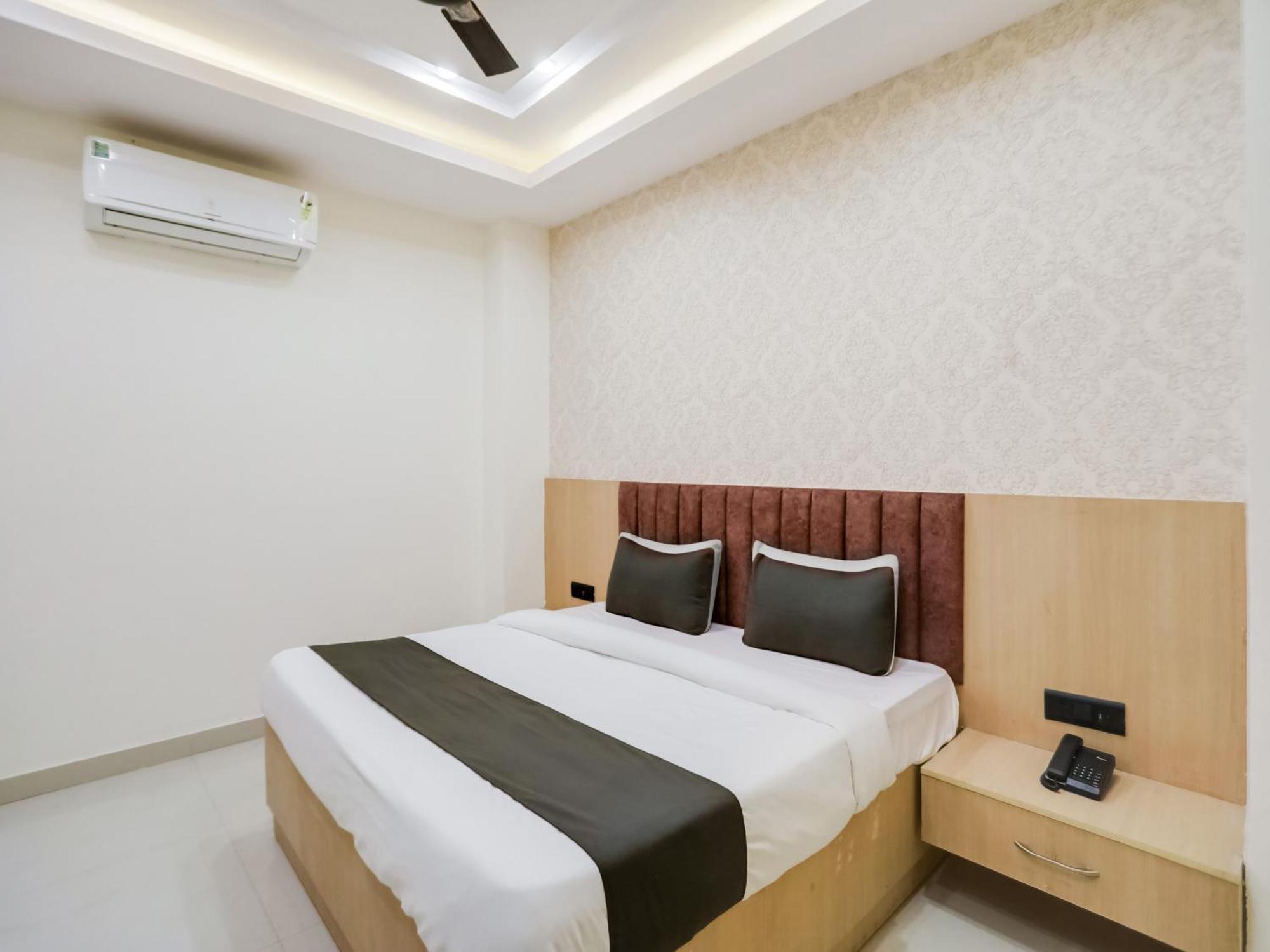 Townhouse Magnolia Corporate Stays Gurgaon Exterior photo
