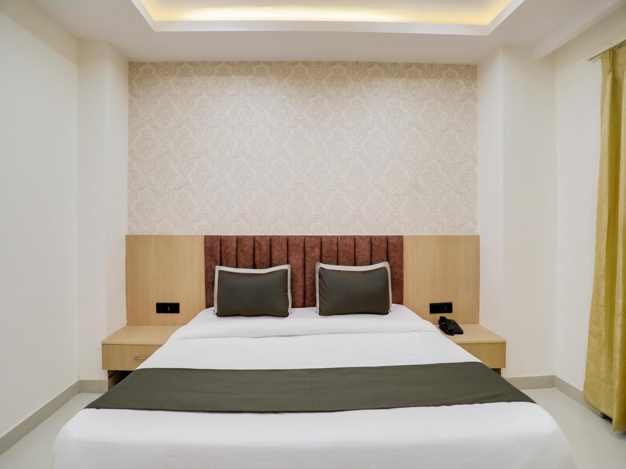 Townhouse Magnolia Corporate Stays Gurgaon Exterior photo
